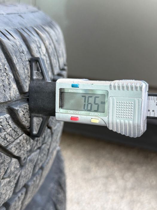 Зимни гуми Dunlop 195/65/15 7мм