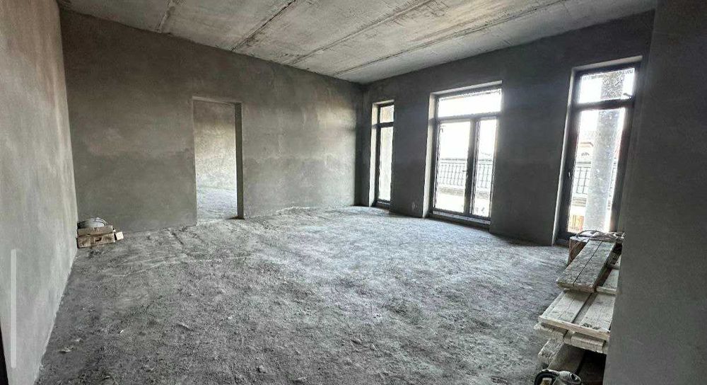 Продам дом на участке 5,6 сотых.Центр Луначарского,санаторий Турон