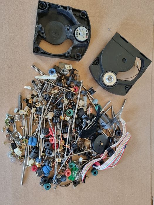 Pachet dif piese/componente cd Player. Perfect functionale.