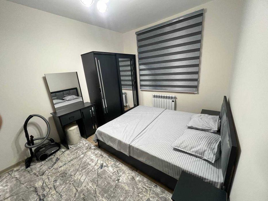 Olmazor cityda 2 xonali shaxsiy kvartira barcha narsasi bilan sotiladi