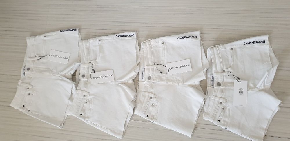 Calvin Klein Jeans Mid Rise Weekend Short  25 , 27, 29 НОВО ОРИГИНАЛ!