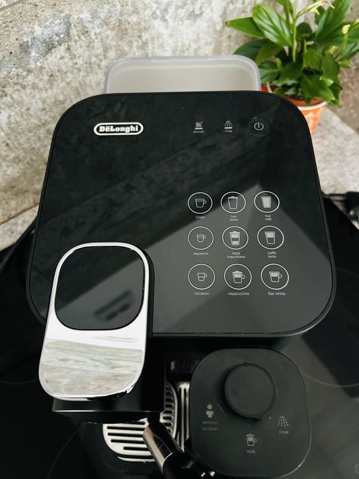 Espressor Gran Latissima Nespresso