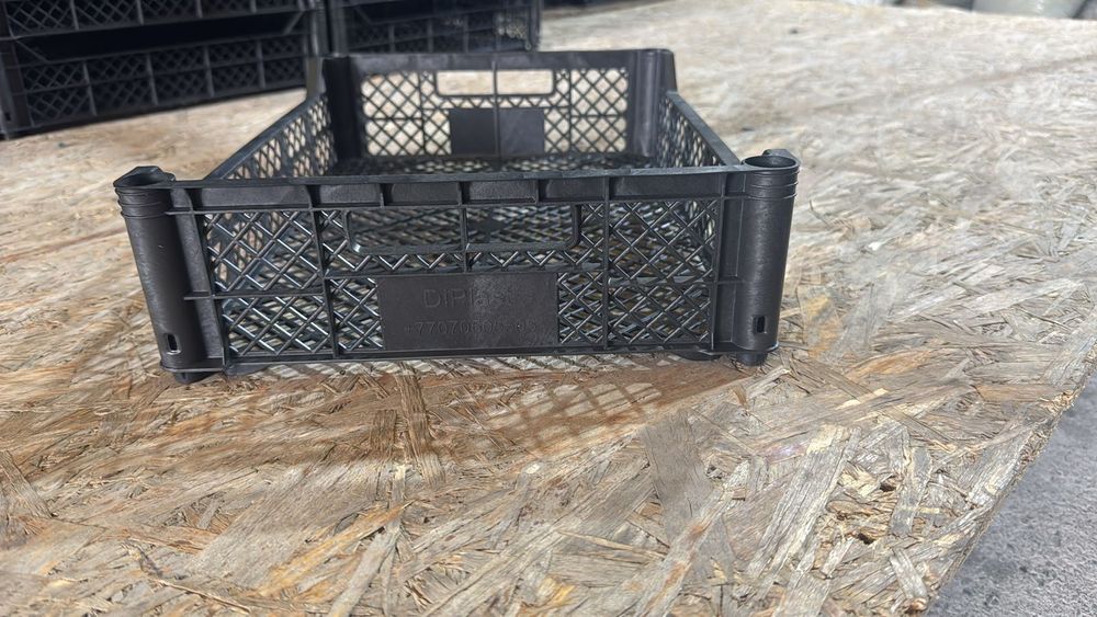 Пластиковые ящики