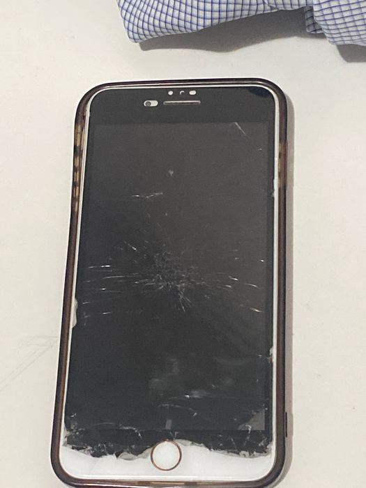 Продам iphone 8 plus (Б/У)