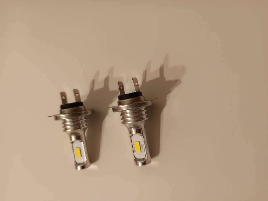Becuri H7 LED de vânzare