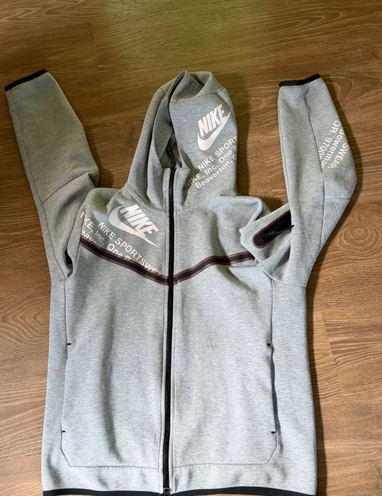 Nike tech fleece
