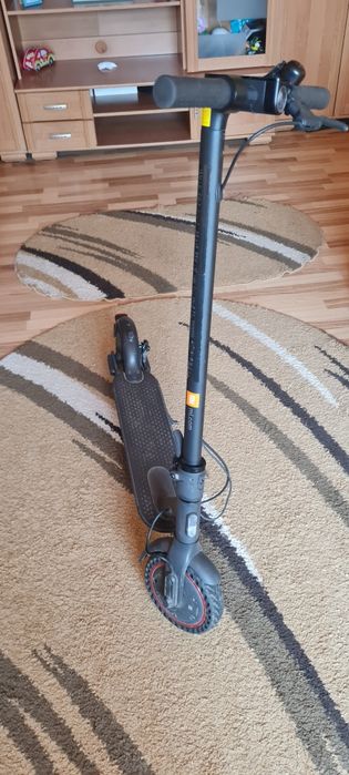 Xiaomi Mi Electric Scooter Pro 2