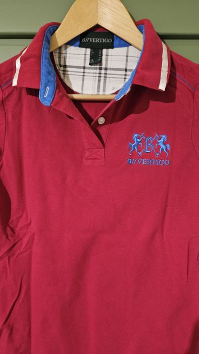 Tricouri damă mai multe mărci