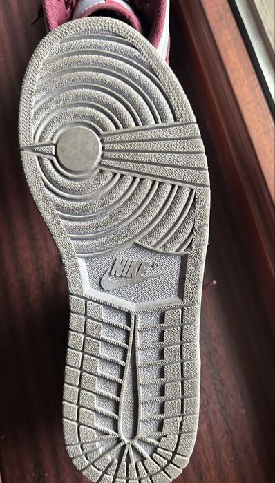 Кроссовки Air Jordan 1 Mid