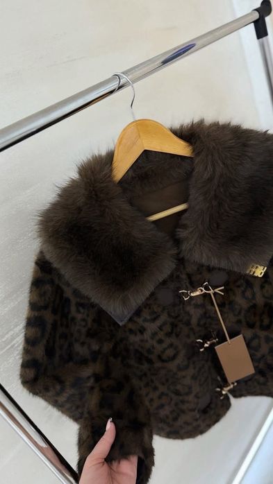 Палто от еко косъм