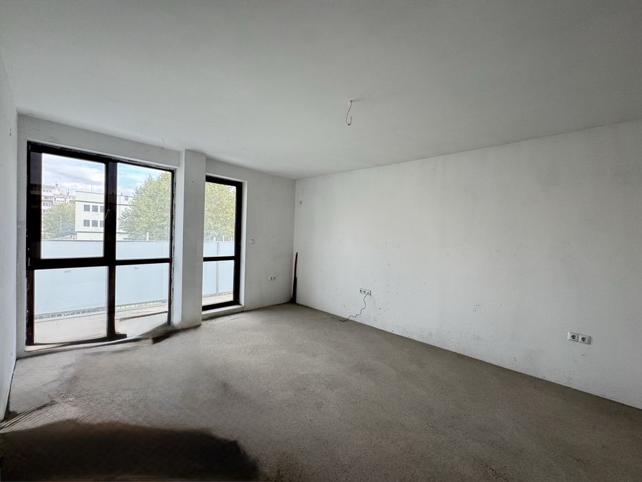 Продава се Двустаен апартамент в Казанлък - 59 кв.м за 1950 €/кв.м - Снимка #4