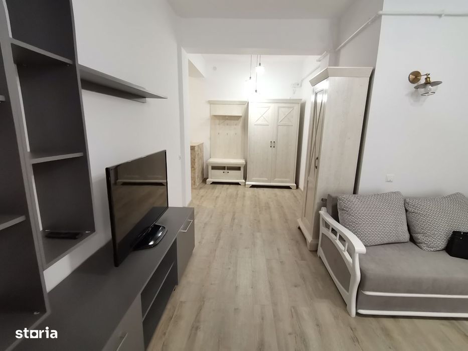 INCHIRIEZ ap. 3 camere de lux, prima inchiriere,zona Doamna Stanca