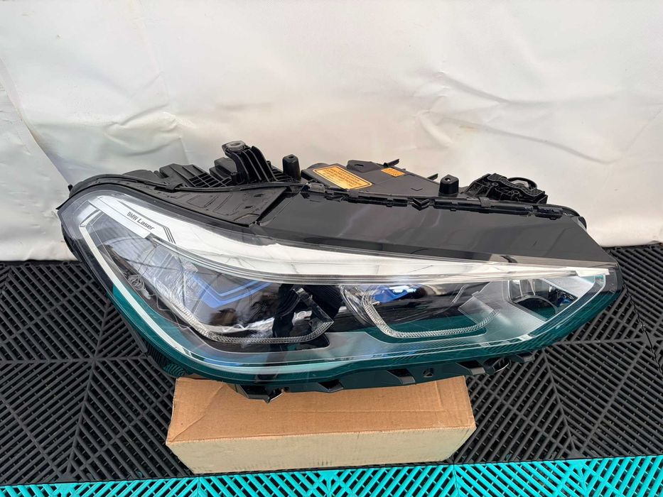 Far dreapta Bmw X6 G06 X5 G05 laser 2019-2022 impecabil original