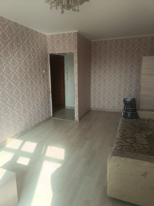 Сдается 1 комн квартира 5 этаж