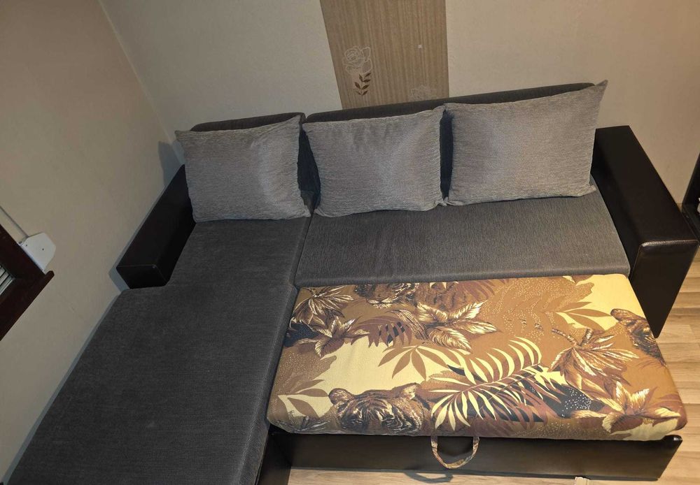 Нов ъглов разтегателен диван