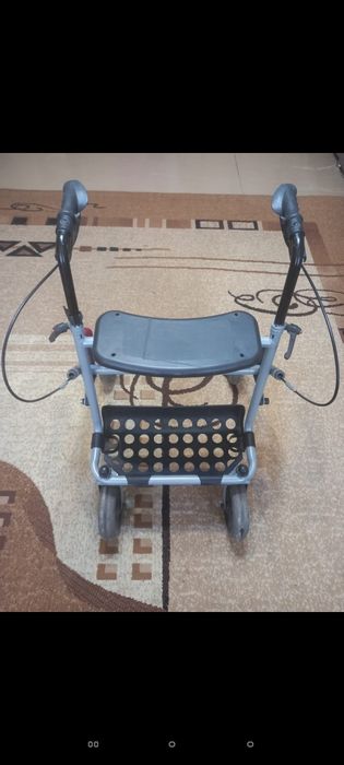 Ходунки на колесах