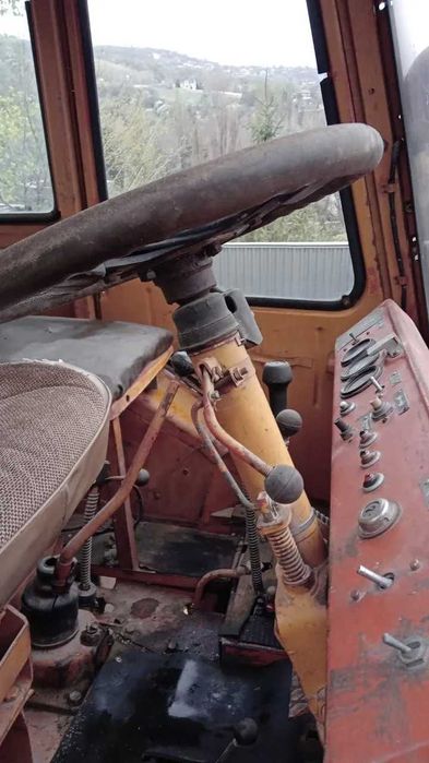 Трактор ХТЗ Т-16