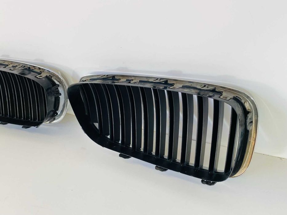 решетка радиаторна BMW F07 5seria GT 2009-2017 г. #1051V. #1052V.