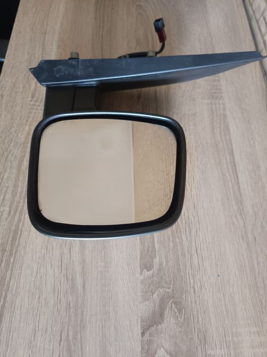 Дясно огледало за Ситроен Немо, Пежо Бийпър или Фиат