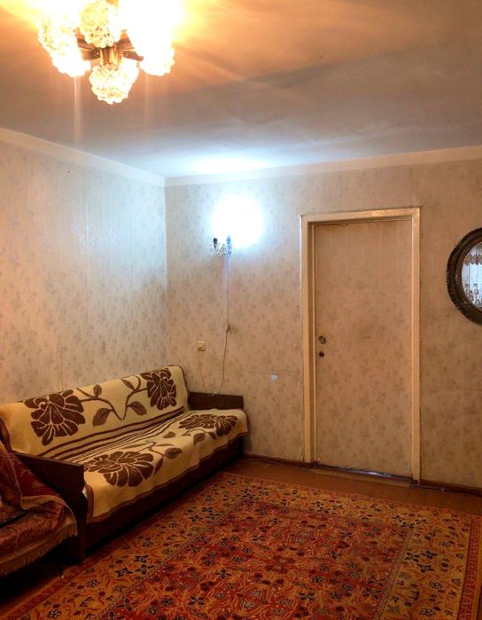 (4) Саламатина. 2/2/4  50м² Кирпич.