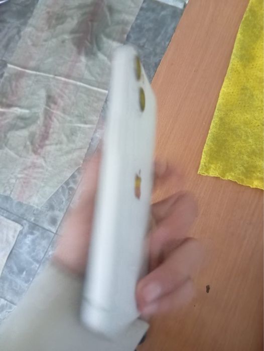 Айфон 13 без ремонт