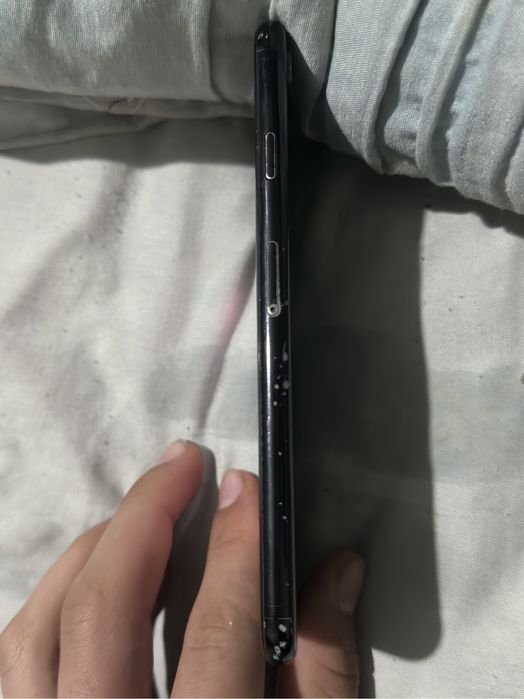 Obmen iphone 7+ i 8 ga iphone aybi yo faqat caqa cuqalari bor