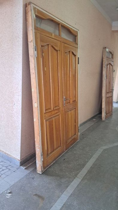 Продаются двери б/у Eshiklar sotiladi juda zo'r holatda