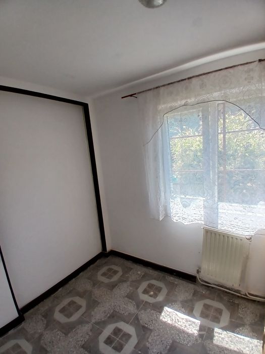 Dau Casa in Chirie
