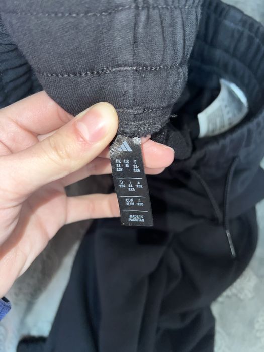 Оригинално долнище Adidas