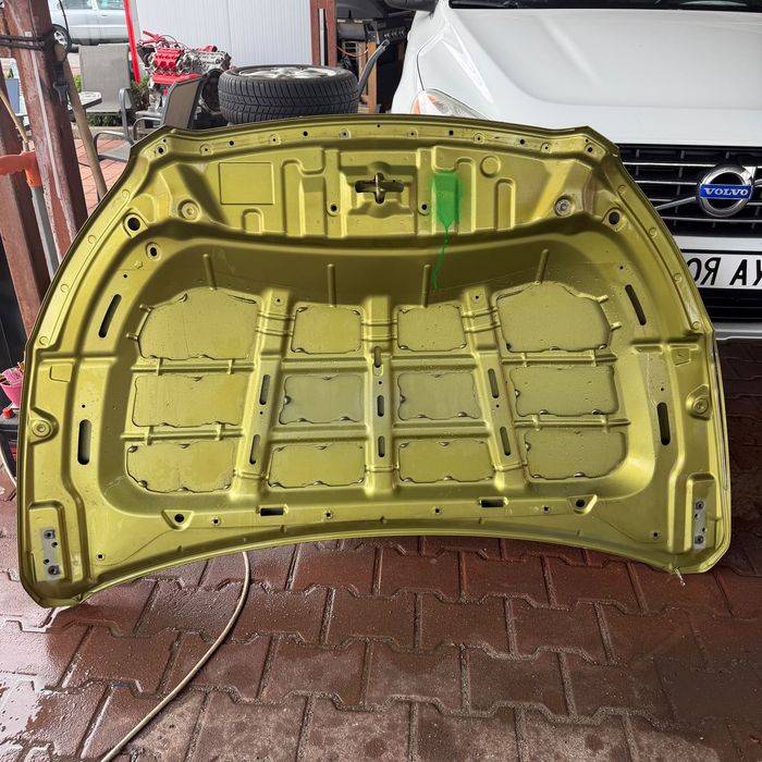 Suzuki SX Cross, преден капак