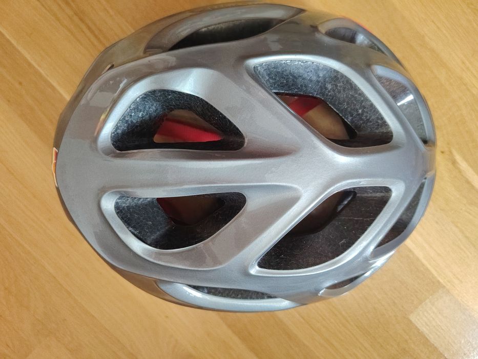 Casca Ciclism Alpina