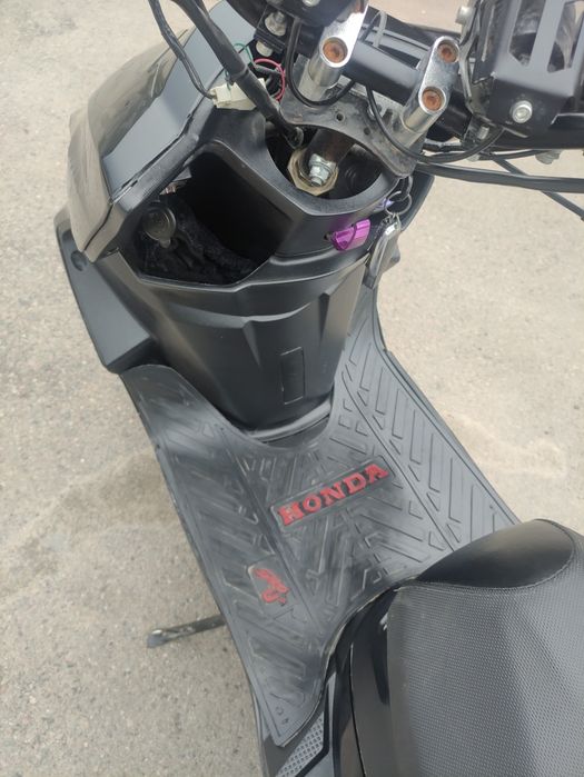 Продам м8 про 185