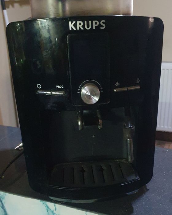 Expressor Delonghi si Krups