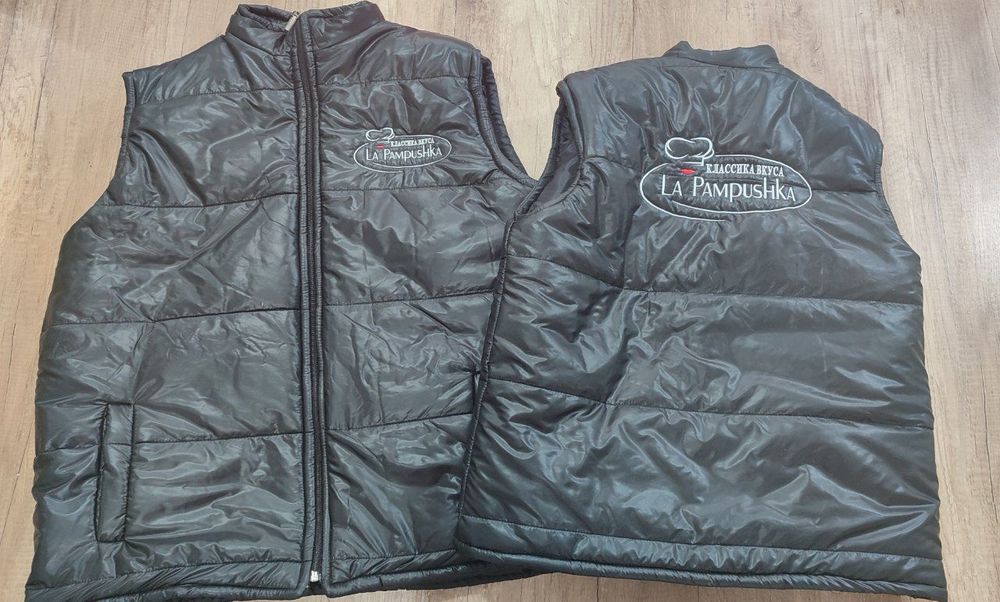 Утепленные жилетки с вашим логотипом от производителя