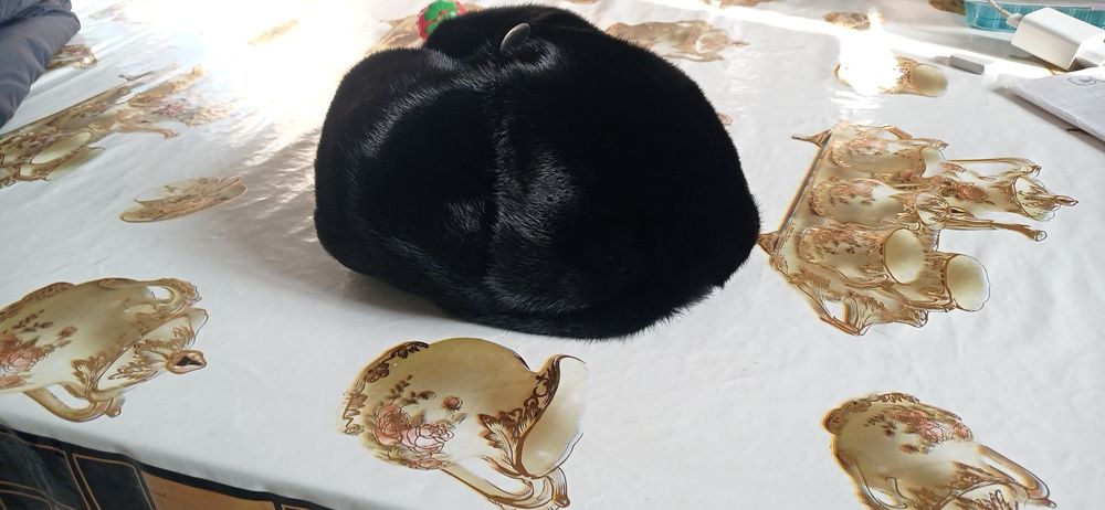 СРОЧНО. Норка кепка Россия оригинал, Таза, размер 56