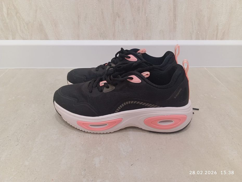 Брендовые кроссовки 450000