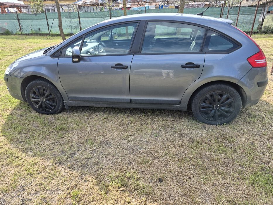 Vând - schimb Peugeot 207sw & Citroen C4