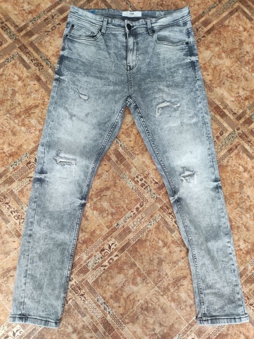 Джинсы в отличном состоянии