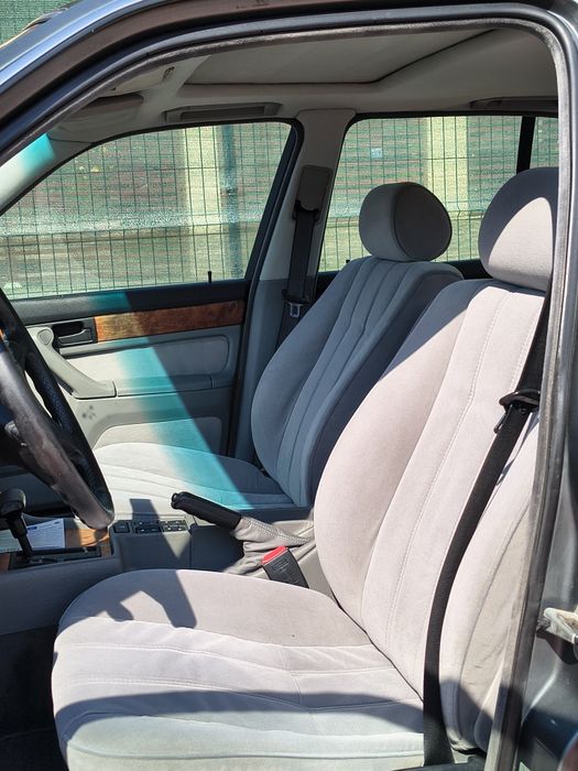 Vând BMW 750i E32 V12.. ISTORIC