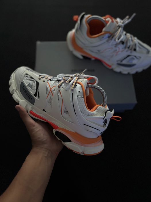 BALENCIAGA TRACK “White and Orange”