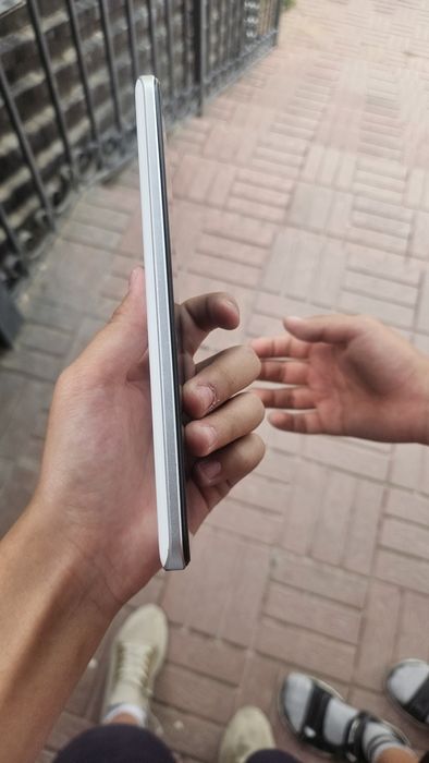 Poco f 5 pro 512