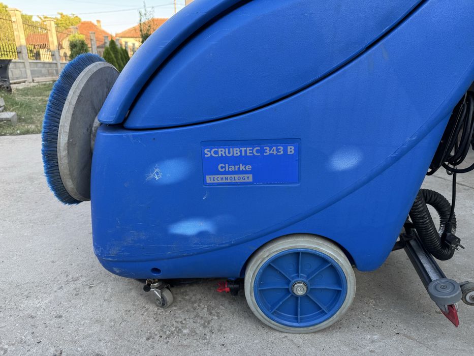 Машина за под Scrubtec 343 B