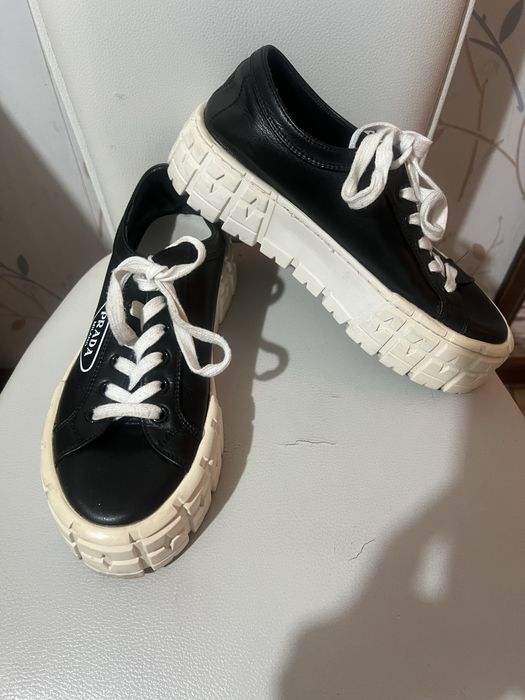 Кеды кожаные Prada