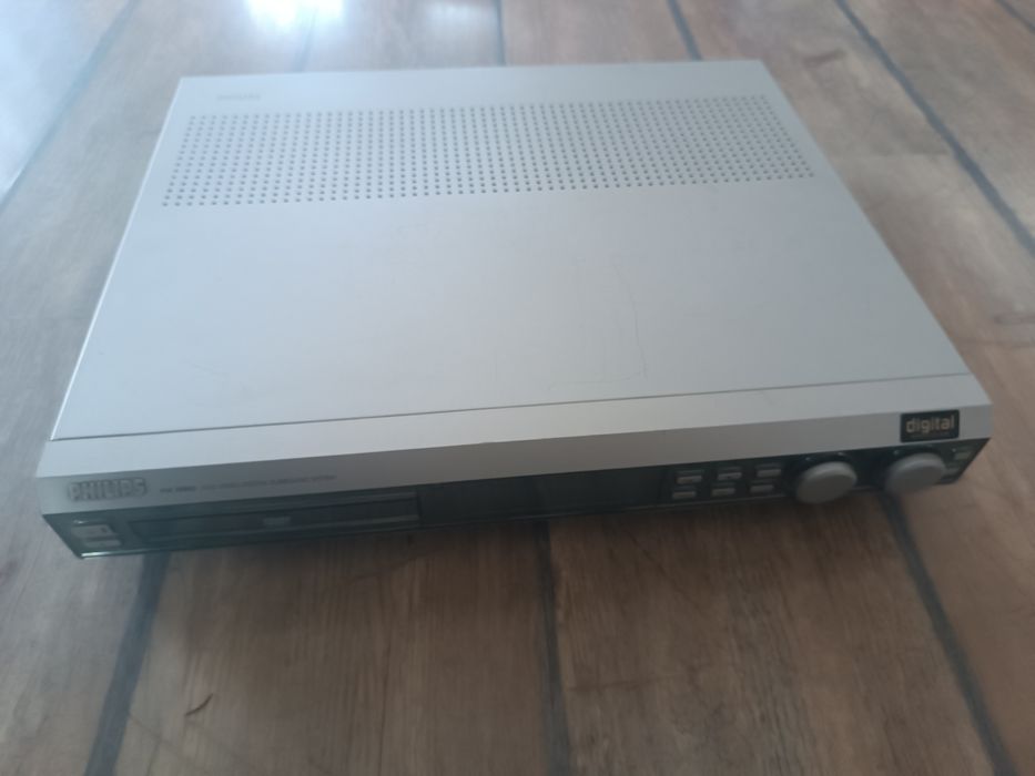 Продавам аудио система Philips MX 3800D