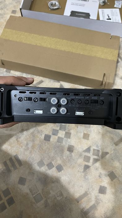 Усилитель в авто Blaupunkt