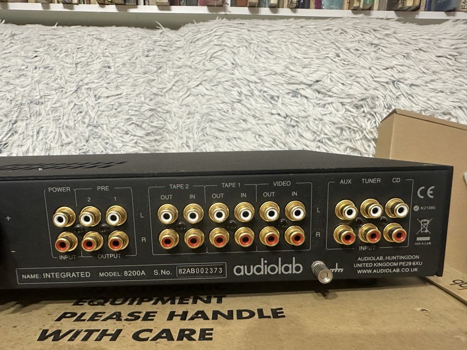 Audiolab 8200a английски усилвател