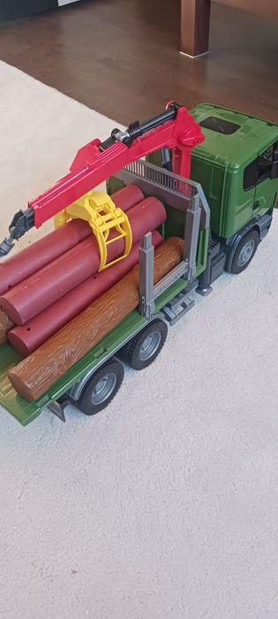 Камион кран Брудер Bruder