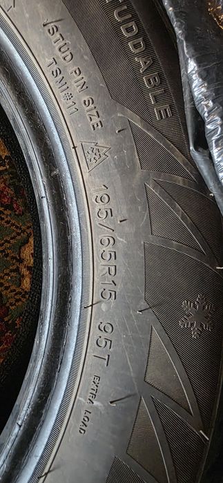 Резина зимние  195/65/15 б/у