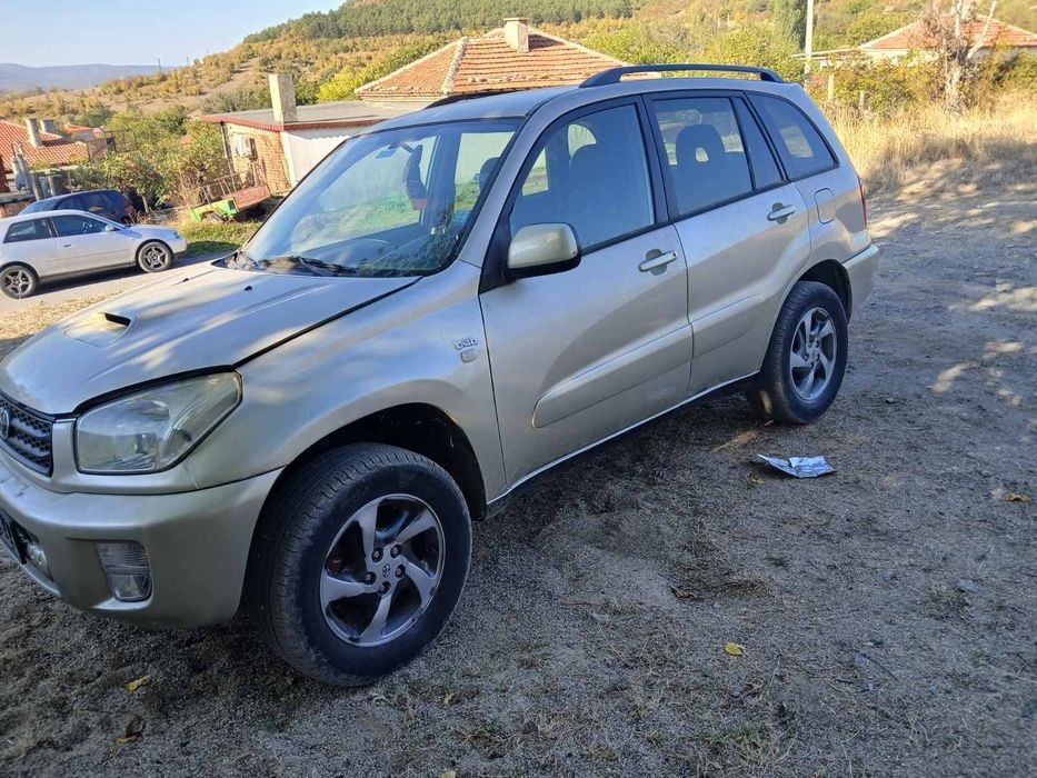 Toyota RAV4 2.0D4D 2003г. НА ЧАСТИ