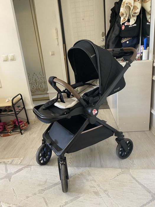 Продам детскую коляску Tomix Mirage 2 в 1